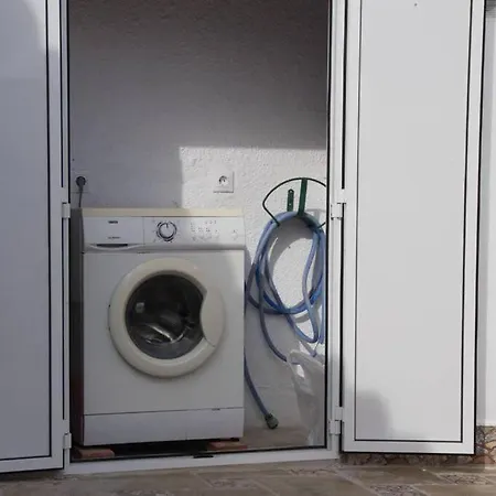 House W Shared Pool, Perfect For Small Families Apartmán *